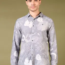 V-Mart Men Spread Collar Abstract Printed Cotton Casual Shirt image 3
