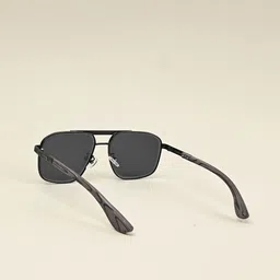 IDOR Unisex Square Sunglasses with UV Protected Lens image 4