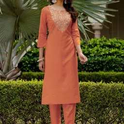 JISHNAM Women Ethnic Motifs Embroidered Kurta with Trousers & Dupatta image 4