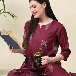 soor panchi Women Night Suit Set Maroon Printed-picture-39