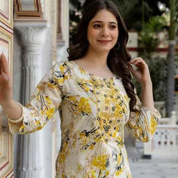 Pjyot by surhi Women Floral Embroidered Thread Work Kurta image 5