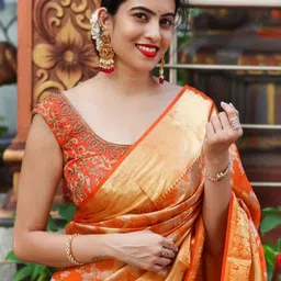 CaniBani Floral Zari Silk Blend Banarasi Saree image 2