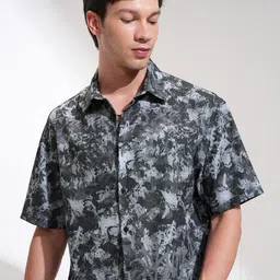 HIGHLANDER Men Comfort Printed Spread Collar Slim Fit Casual Shirt-picture-20