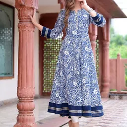IKRASS Floral Printed Notch-Neck Thread Work Anarkali Cotton Kurta image 2