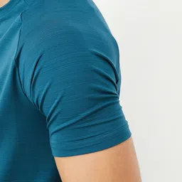 max Striped Printed Raglan Sleeves Multi or Variegate Stripes T-Shirt image 4