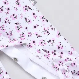 YK X Tinyo Infant Girls Pack of 2 Printed Pure Cotton Sleepsuits image 3