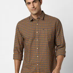 Peter England Casuals Men Slim Fit Checked Spread Collar Cotton Casual Shirt-picture-38