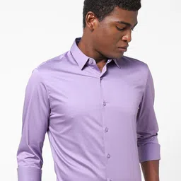 The Collection Men Classic Slim Fit Solid Spread Collar Satin Formal Shirt image 5