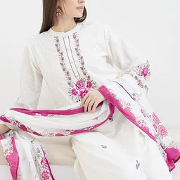 Indo Era Floral Embroidered Thread Work Pure Cotton Kurta With Trousers & Dupatta image 4