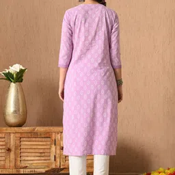 Anouk Rustic Floral Printed V-Neck Straight Kurta image 5