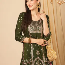 Globus Women Ethnic Motifs Printed Indie Prints Kurta image 3