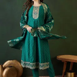 Sangria Embroidered Kurta & Trouser With Dupatta image 2