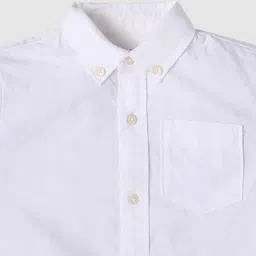 GAP Boys White Button-Down Half Sleeve Shirt image 3