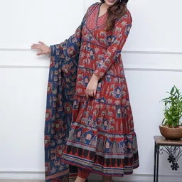 Vnyashri Women Ethnic Motifs Printed Anarkali Kurta with Trousers & Dupatta image 2