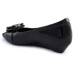 Rocia Women Wedge Heel Peep Toes with Bows image 2