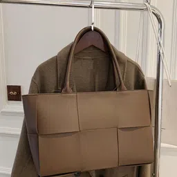 PURPLEHUNT Leather Structured Tote Bag-picture-26