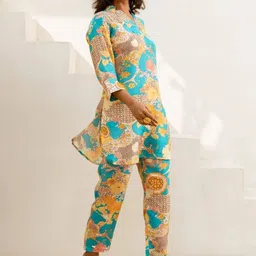 HERE&NOW Women Ethnic Motifs Printed Regular Kurta with Trousers image 5