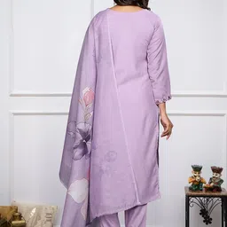 VASTRAHUT Women Floral Embroidered Thread Work Kurta with Trousers & Dupatta image 4