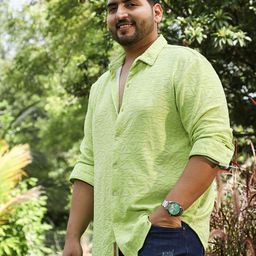 Instafab Plus Plus Size Comfort Self Design Splatter-Flora Tactile Spread Collar Shirt-picture-39