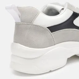 glitchez Women Colourblocked Chunky Sole Sneakers image 4