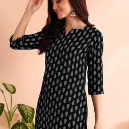 ANNSH APPAREL Print Top image 4