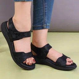 Hooves Women Backstrap Open Toe Flats image 2