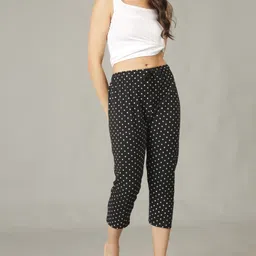 ddaspration Women Multicolor Capri image 3