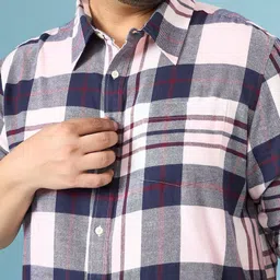 bigbanana Men Classic Tartan Checks Checked Casual Shirt image 3