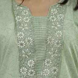 VredeVogel Floral Printed Straight Thread Work Kurta with Trousers & Dupatta image 2