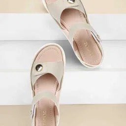 vendoz Women Flats Sandal-picture-25