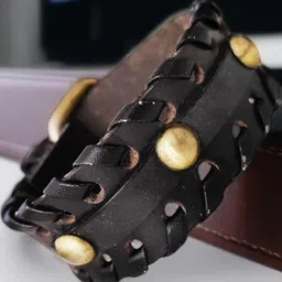 Sullery Cuff Leather Bracelet-picture-33