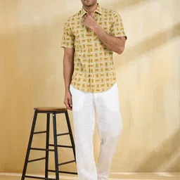 Fabindia Men Slim Fit Opaque Printed Casual Shirt image 2