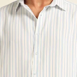 THE BEETEL HOUSE Men Classic Fit Vertical Striped Spread Collar Casual Shirt image 4