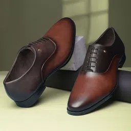 Hush Puppies Men Leather Oxford Shoes-image-0