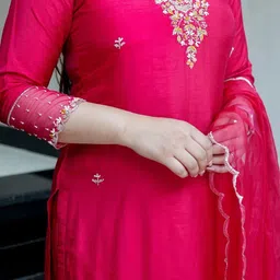 LIVIX Women Ethnic Motifs Embroidered Regular Thread Work Chanderi Silk Kurta with Trousers & With Dupatta image 5