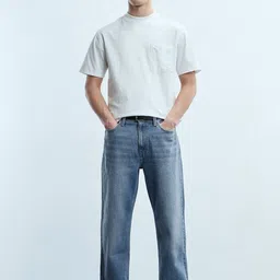 Flying Machine Men Relaxed Fit Mid-Rise Light Fade Jeans image 3