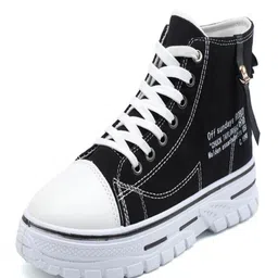 albania Men Textured High-Top Sneakers image 2