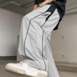 JUMPCUTS Men Baggy-Fit Joggers image 4