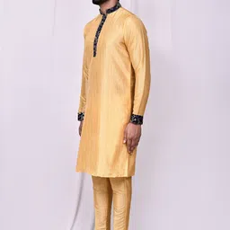Arihant Rai Sinha Men Regular Pure Silk Kurta with Trousers image 3