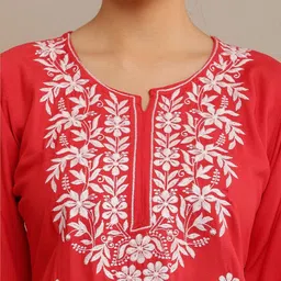 FIIZA Women Chikankari Embroidered Kurta image 4