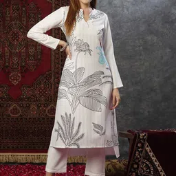 GoSriKi Floral Printed Regular Straight Kurta with Trousers image 1