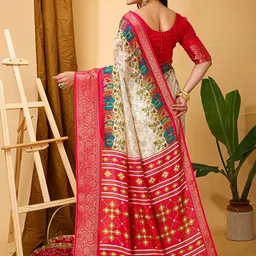 V3 FASHION STUDIO Ethnic Motifs Zari Art Silk Banarasi Saree image 3