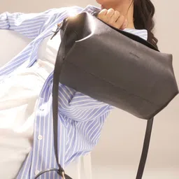 WESTORIA V Printed Leather Structured Shoulder Bag with Fringed image 4