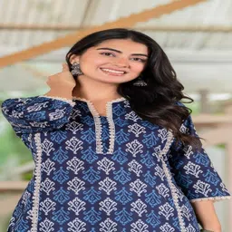 MAINA CREATION Women Floral Printed Floral Anarkali Kurta image 3