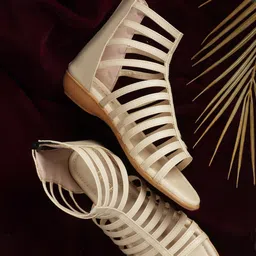 trase Women Flats Sandal image 1