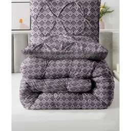 the white moss Hannah Pleat Pinch luxurious Winter Single Comforter with One Pillow Cover image 3