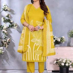 Banwaree Women Floral Printed Cotton Kurta with Trousers & Dupatta image 3