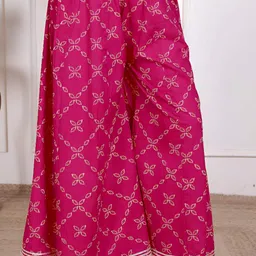 MIRAVAN Women Bandhani Printed Regular Gotta Patti Pure Cotton Kurta with Palazzos image 4