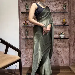Rangtulika Ethnics Striped Poly Georgette Ready to Wear Saree image 5