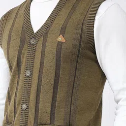 Monte Carlo Men Self Design V-Neck Woollen Sweater Vest image 4